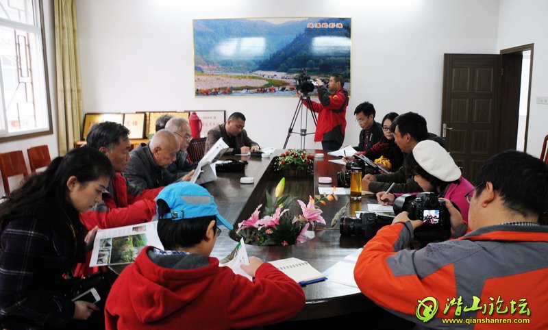 专家组赞许白马潭旅游为天柱山地质公园添彩(图1)