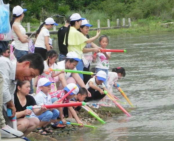 天柱山白马潭泼水节：全民减压，湿身派对(图6)