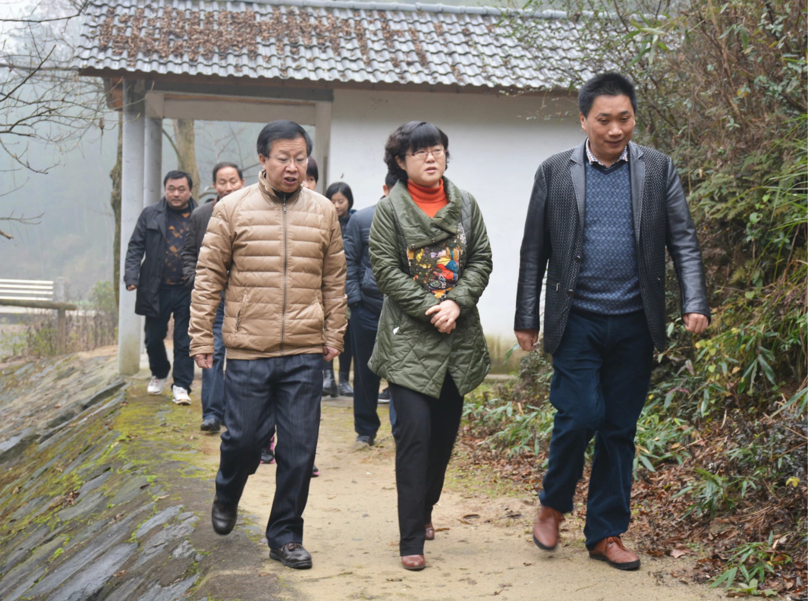 副县长蔡婷婷到黑虎瀑景区视察指导工作(图1) 副县长蔡婷婷到黑虎瀑景区视察指导工作(图1)