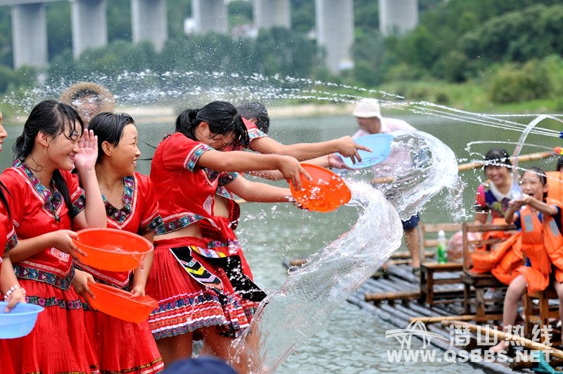 第五届天柱山白马潭漂流泼水节---- 暨万人湿身大联欢(图2)